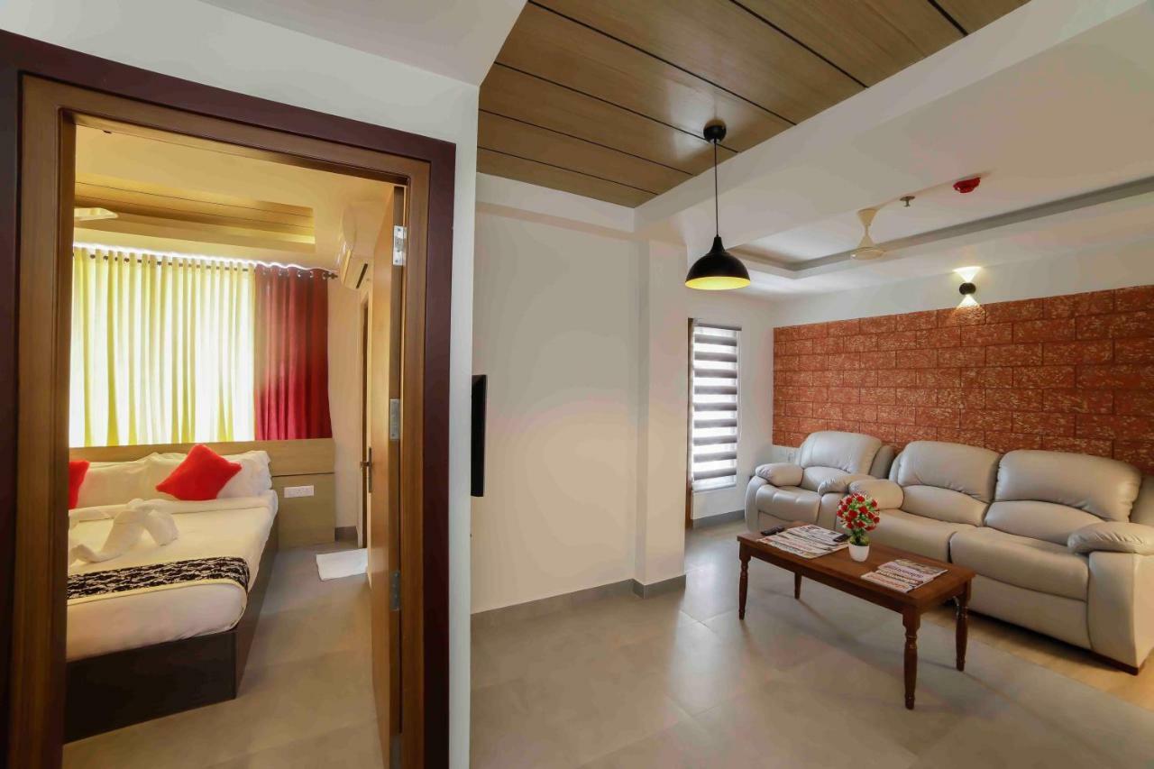 Bhavanam Regency Guruvayoor Guruvāyūr Esterno foto